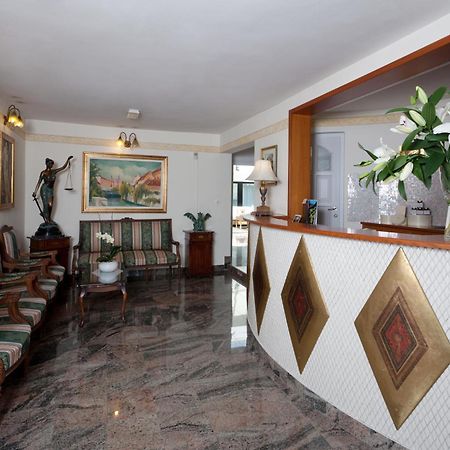 Aparthotel Vila Minka Ljubljana Extérieur photo