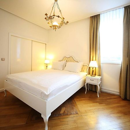 Aparthotel Vila Minka Ljubljana Extérieur photo
