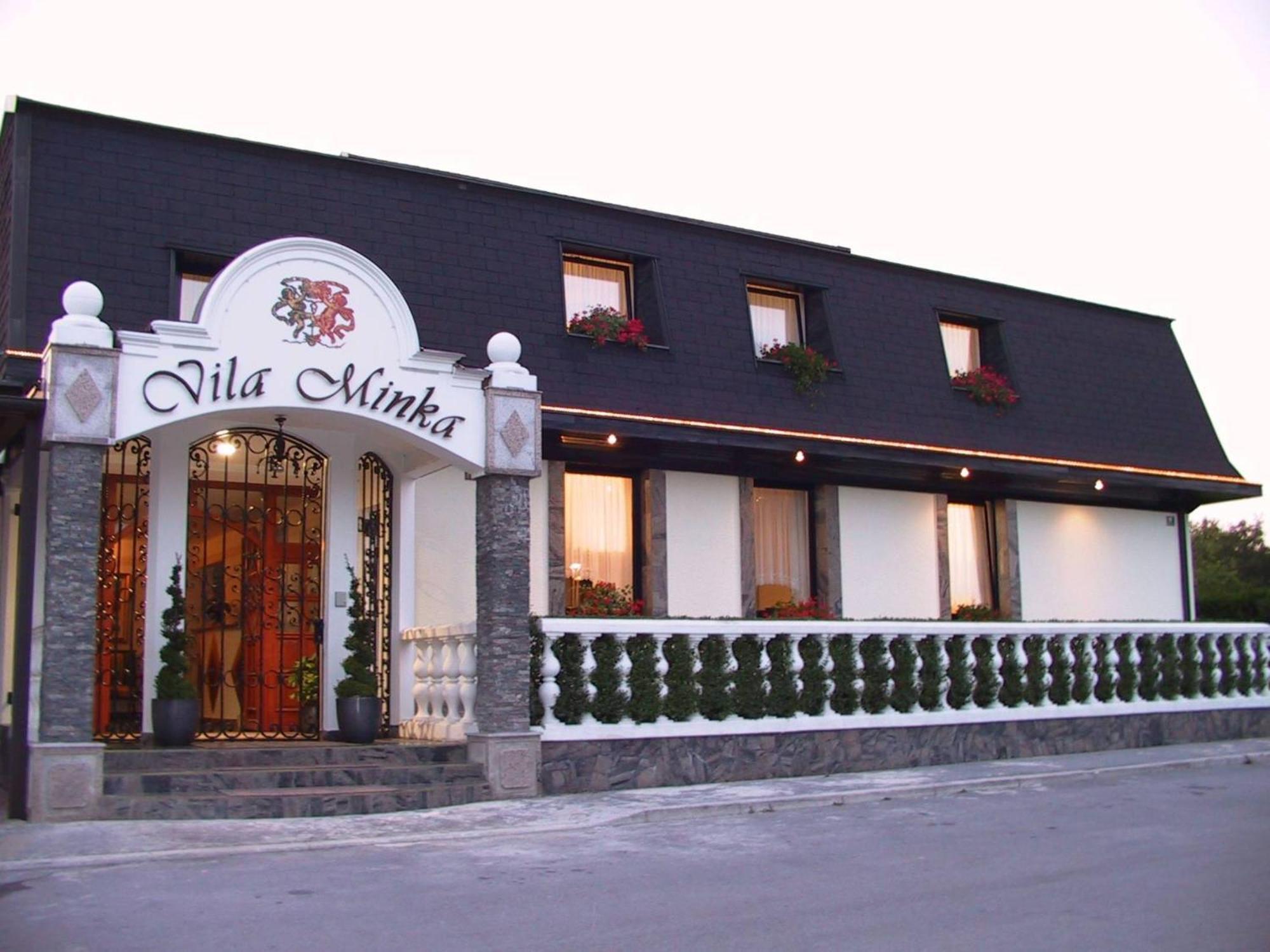 Aparthotel Vila Minka Ljubljana Extérieur photo
