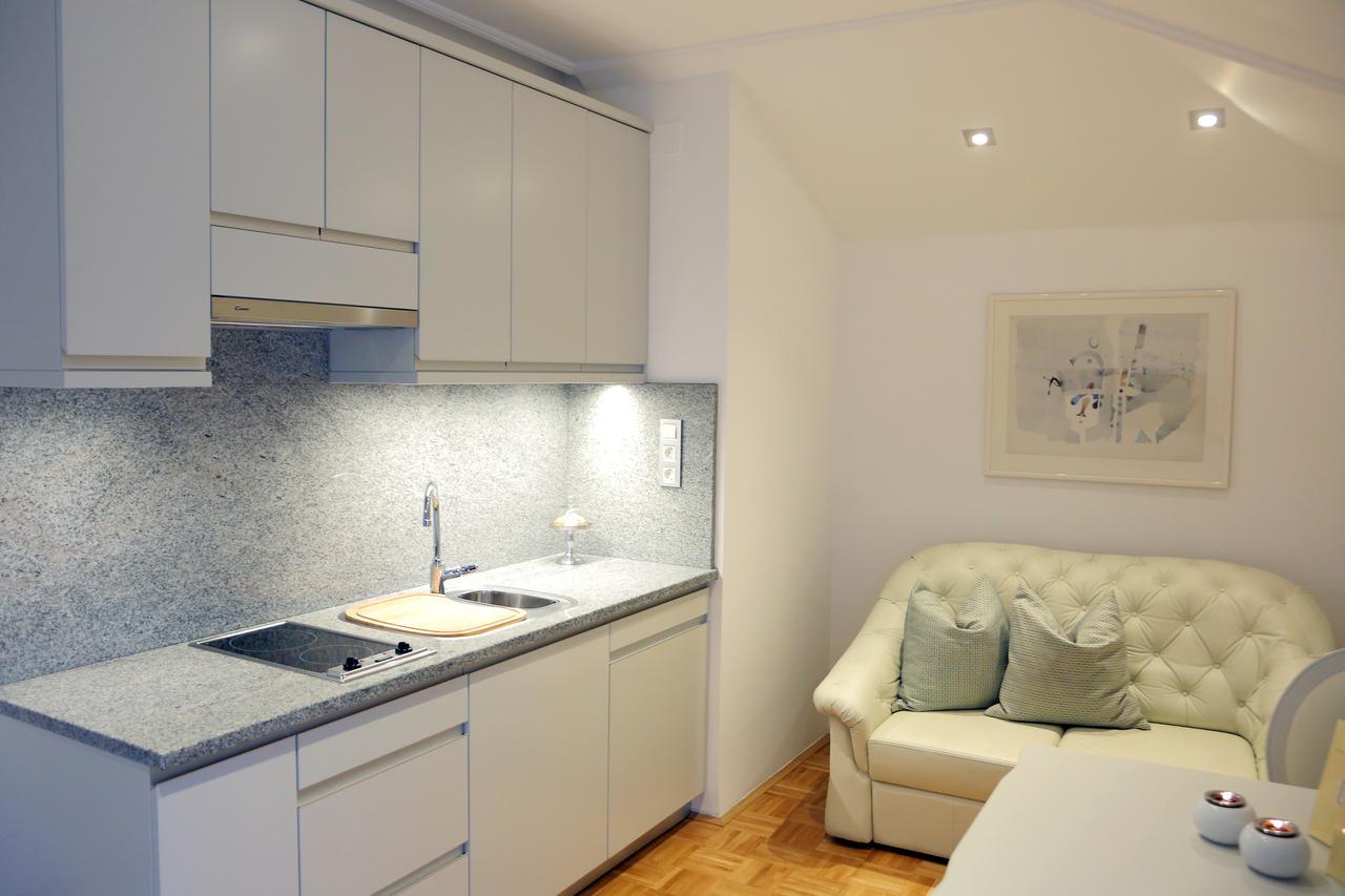 Aparthotel Vila Minka Ljubljana Extérieur photo