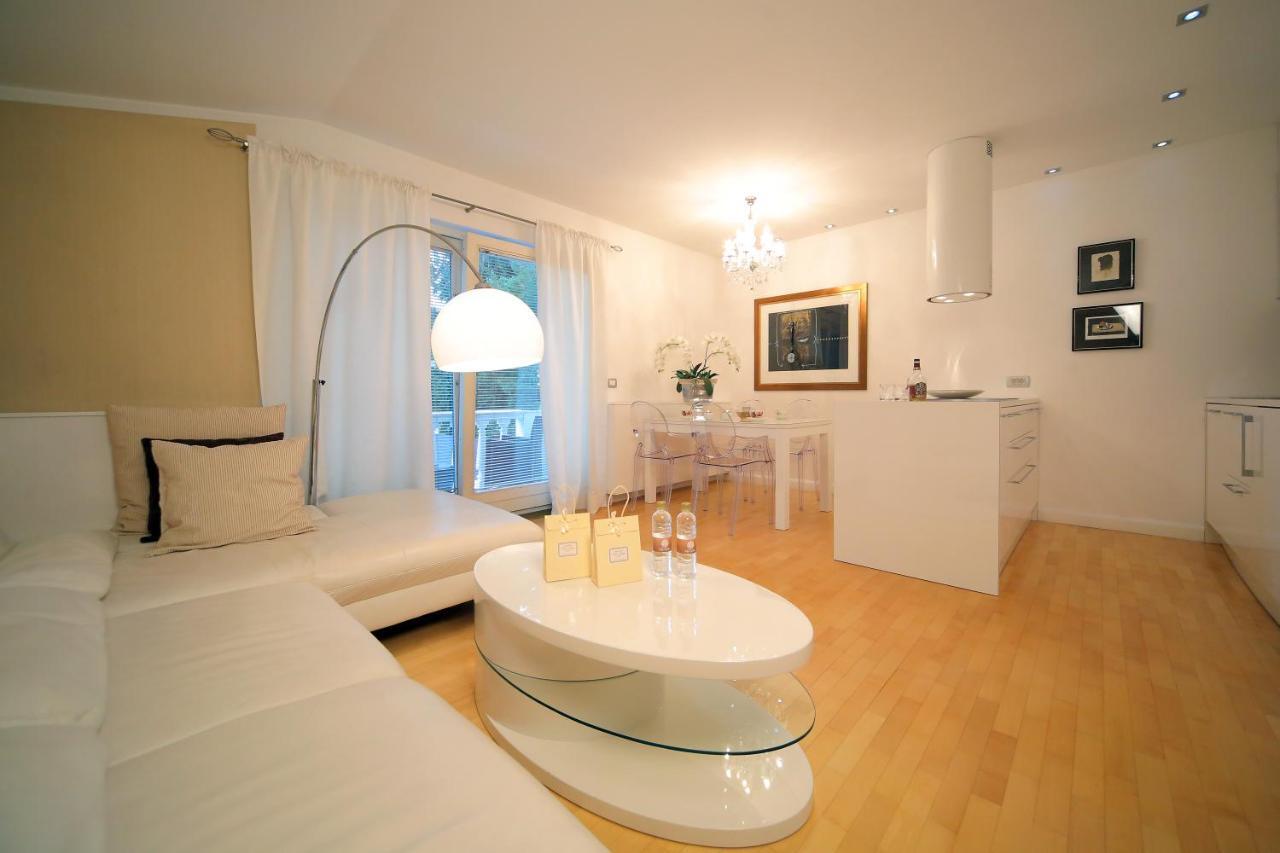 Aparthotel Vila Minka Ljubljana Extérieur photo